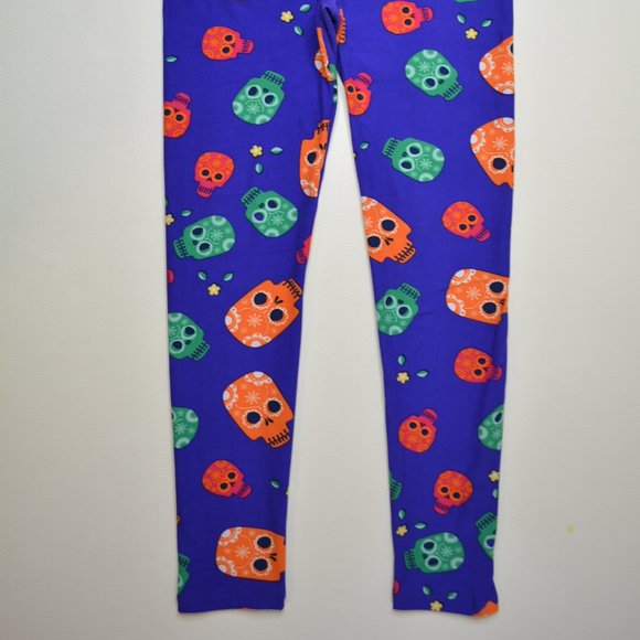 LuLaRoe ONE SIZE Purple SUGAR Skulls DAY OF THE DEAD Stretch LEGGINGS Pants VHTF - Picture 3 of 6